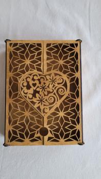 Schatulle 'Herztüren'